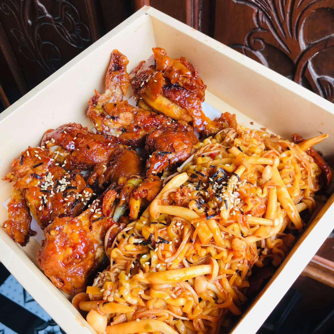 Spicy Chicken Wings with Noodles